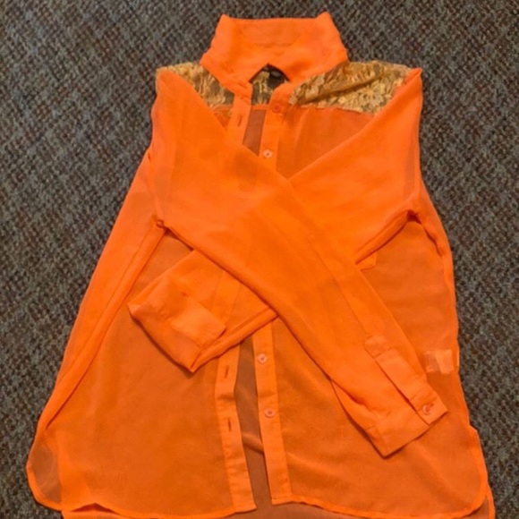 Miscellaneous Summer Clothing! - Picture 2 of 4